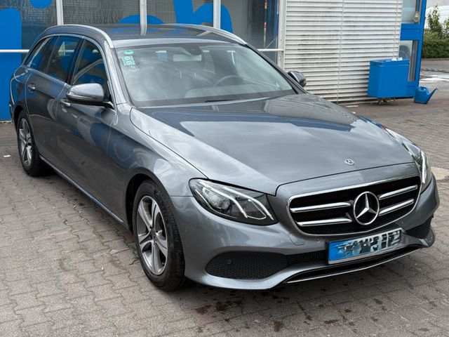 MERCEDES-BENZ E 200 d T Autom. - Avantgarde - selenitgrau met.