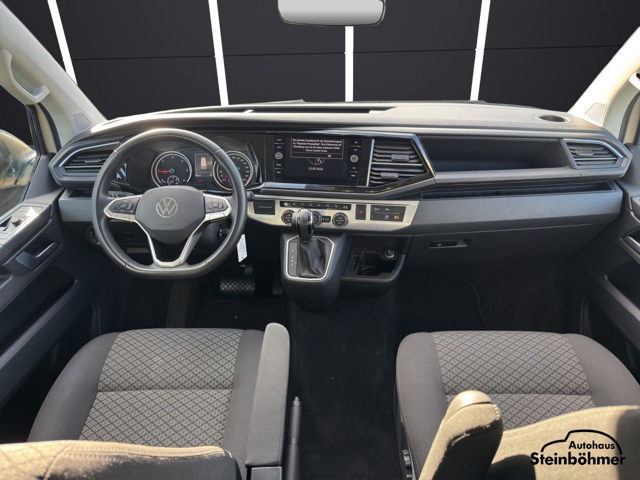 Volkswagen T6.1 Multivan 2.0 TDI DSG Navi ACC Kamera AHK foto 19