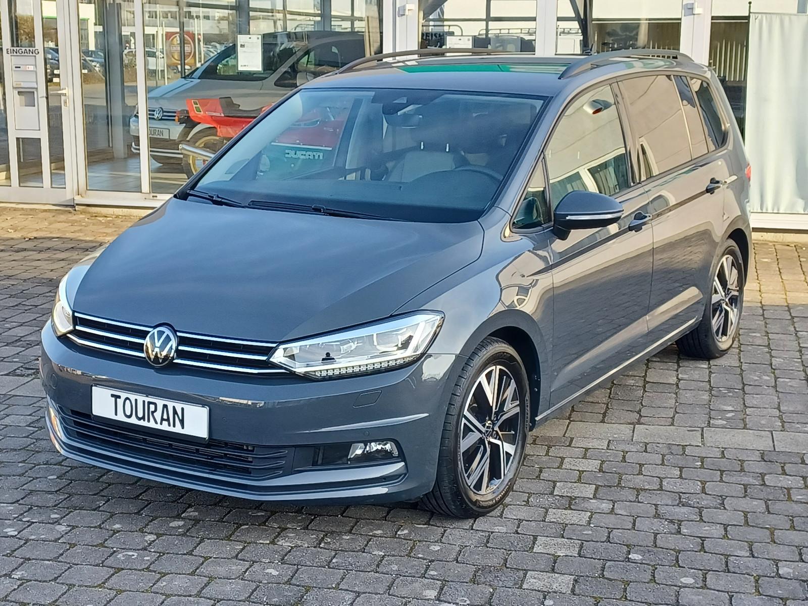 Volkswagen Touran Comfortline 7Sitzer ACC IQL DYNA Sthz AHK