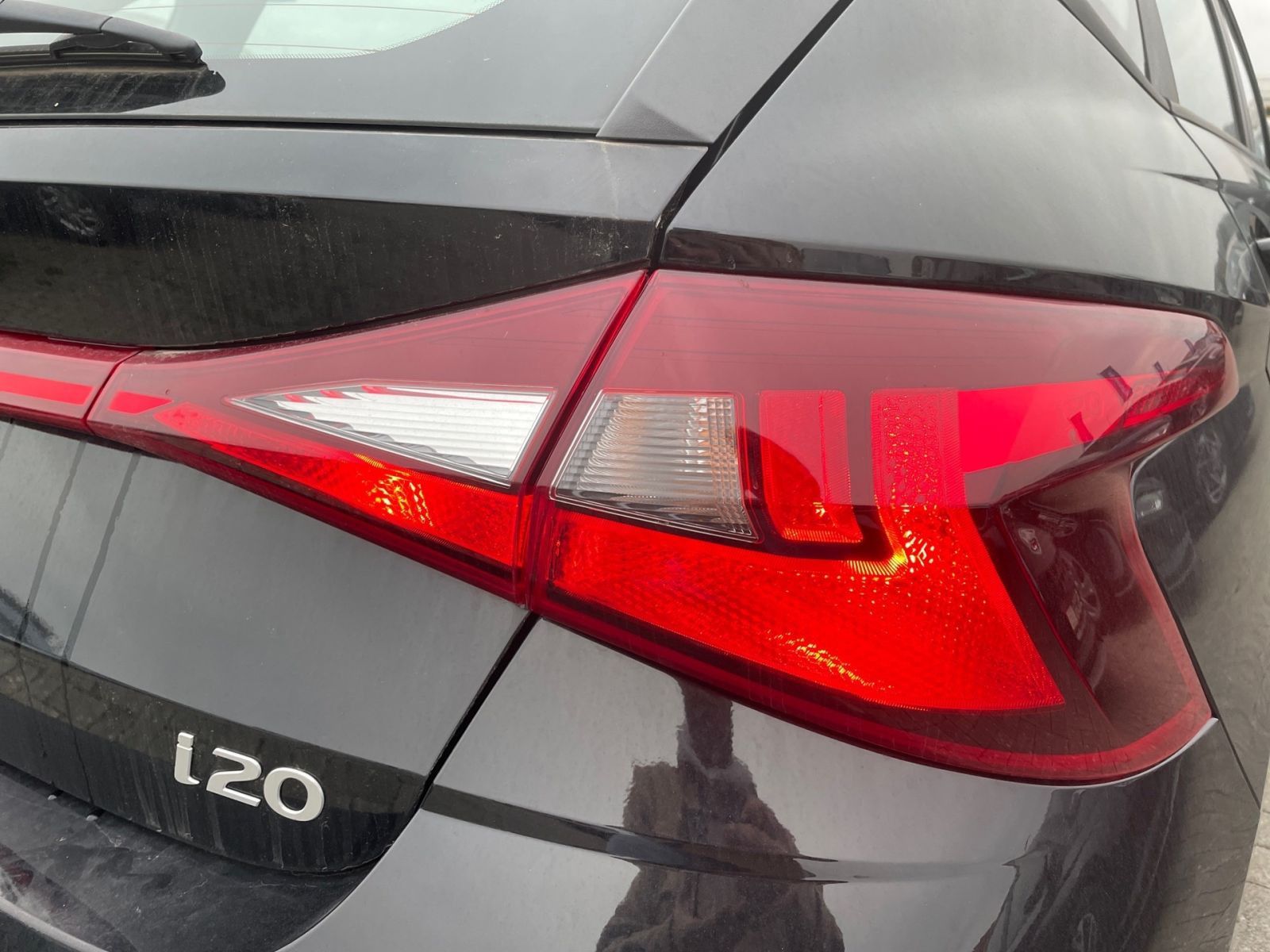 Fahrzeugabbildung Hyundai i20 1.0 T-GDI Select Navi Funktion