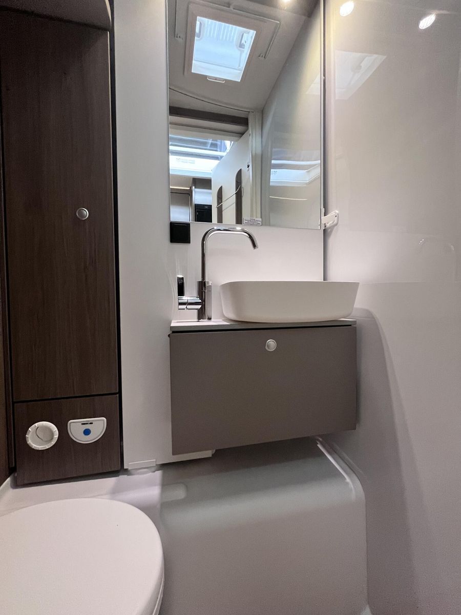 Fahrzeugabbildung Carado T 328 BIS ZU 13.000  SPAREN !!!