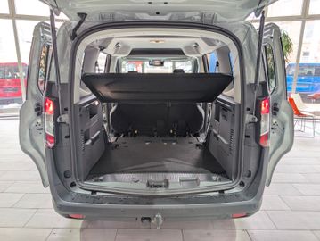 Ford Tourneo Courier Titanium AHK