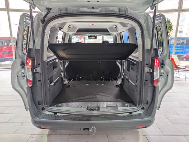 Ford Tourneo Courier Titanium AHK