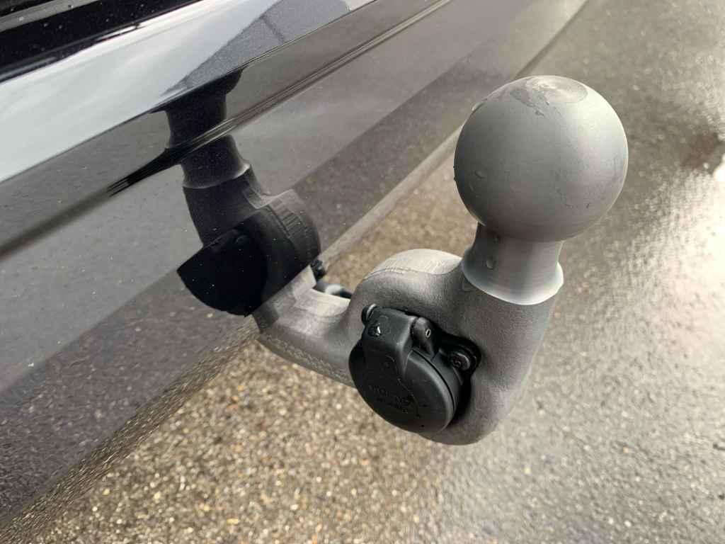 Volkswagen T7 California