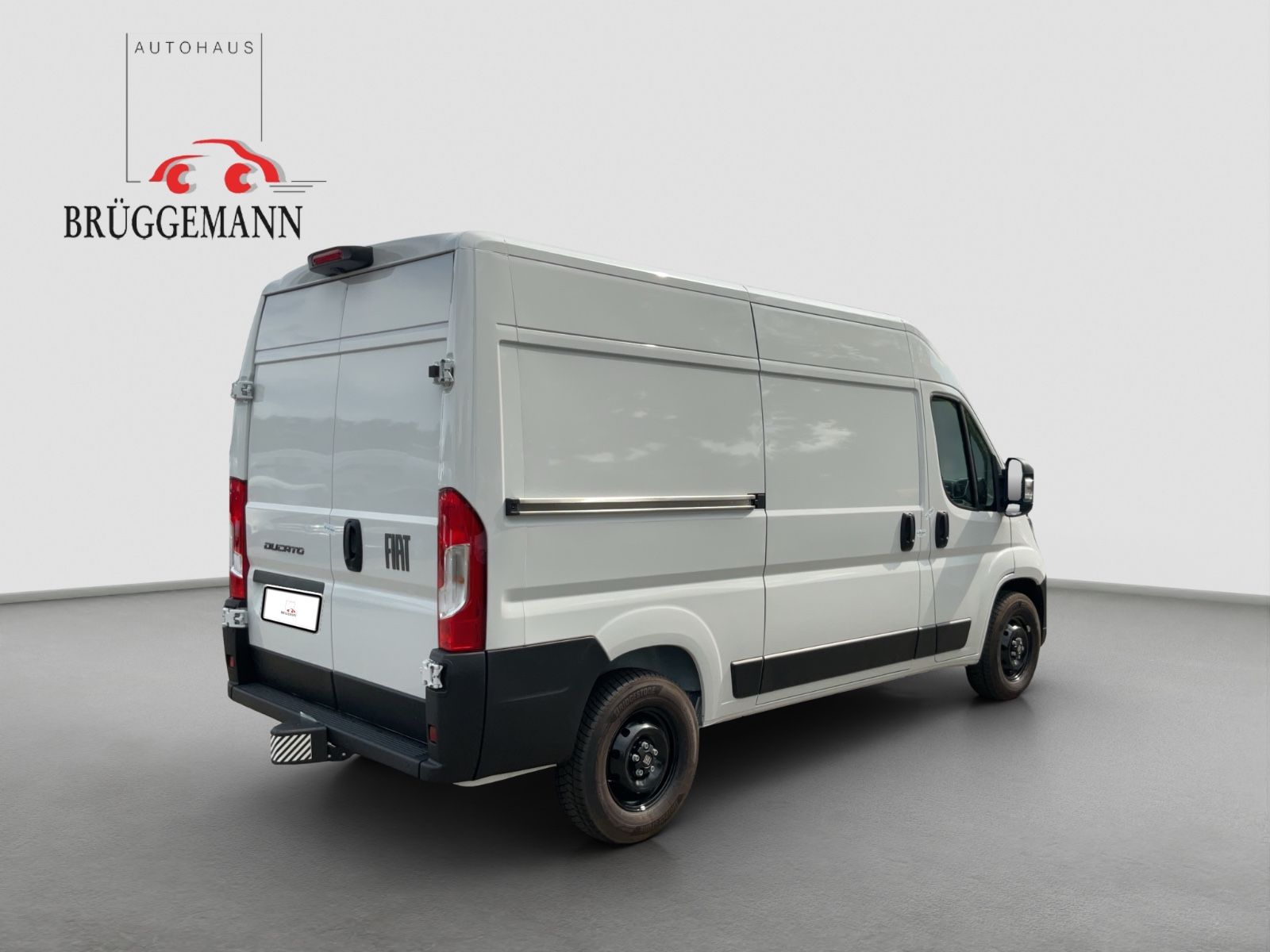 Fahrzeugabbildung Fiat Ducato L2H2 140 Maxi Premiumkabine, Kamera