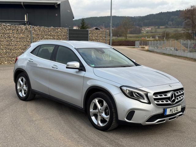 Mercedes-Benz GLA 180 KAT Urban LED/Navi/Sportsitze/Klima