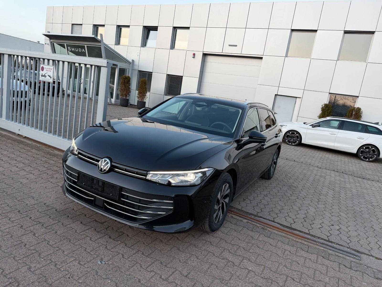 Volkswagen Passat Variant ACC*LANE*SIDE*HUD*KAMERA*VIRTUAL