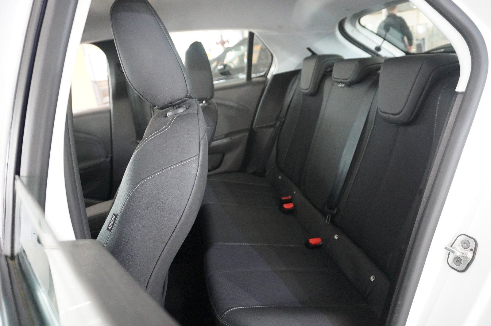 Fahrzeugabbildung Opel Corsa F 1.2T ELEGANCE NAVI/LED/KAMERA/SPORT/DAB+