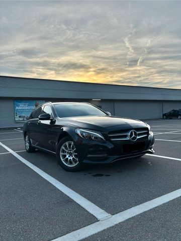 MERCEDES-BENZ Mercedes Benz c200
