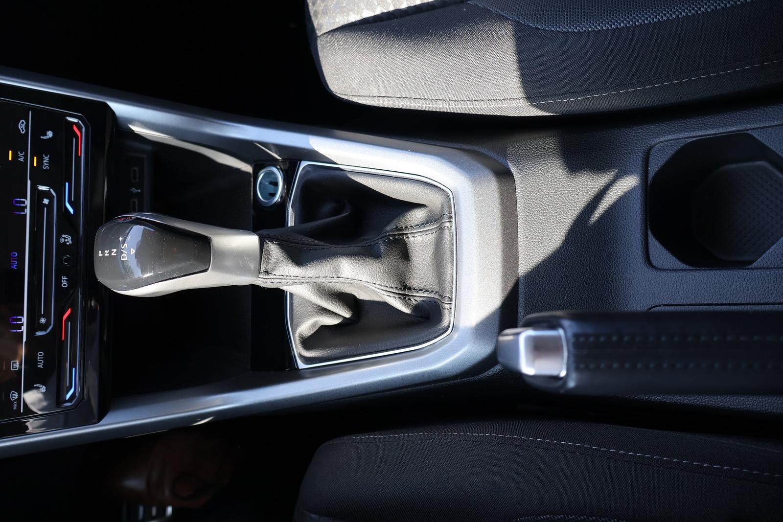Volkswagen T-Cross 1.0 Active Navi Android Apple PDC DAB, миниатюра 20