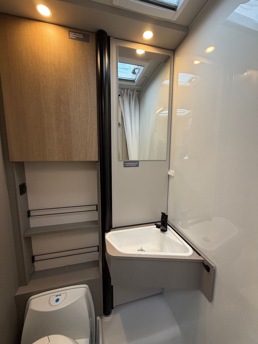 Fahrzeugabbildung LMC Tracer 690 EL