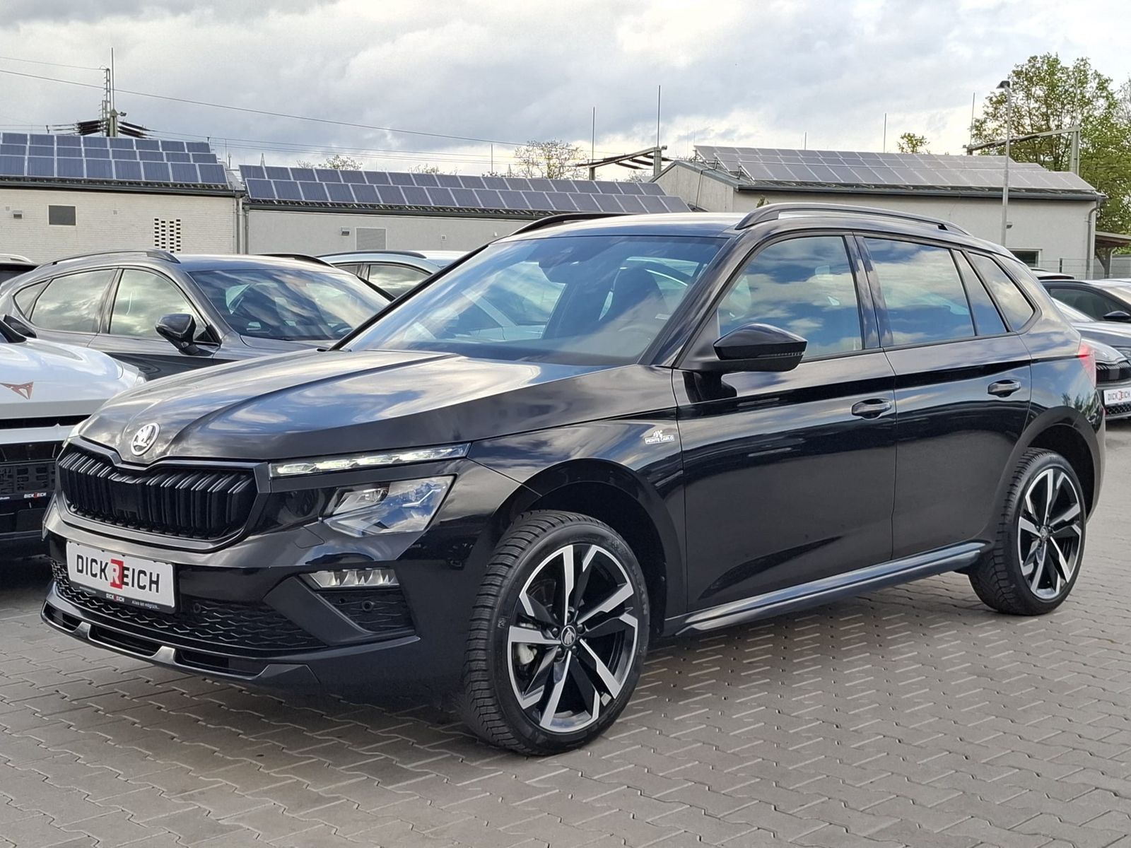 Fahrzeugabbildung SKODA Kamiq 1.5 TSI DSG Monte Carlo PANO*MATRIX*5J.GAR