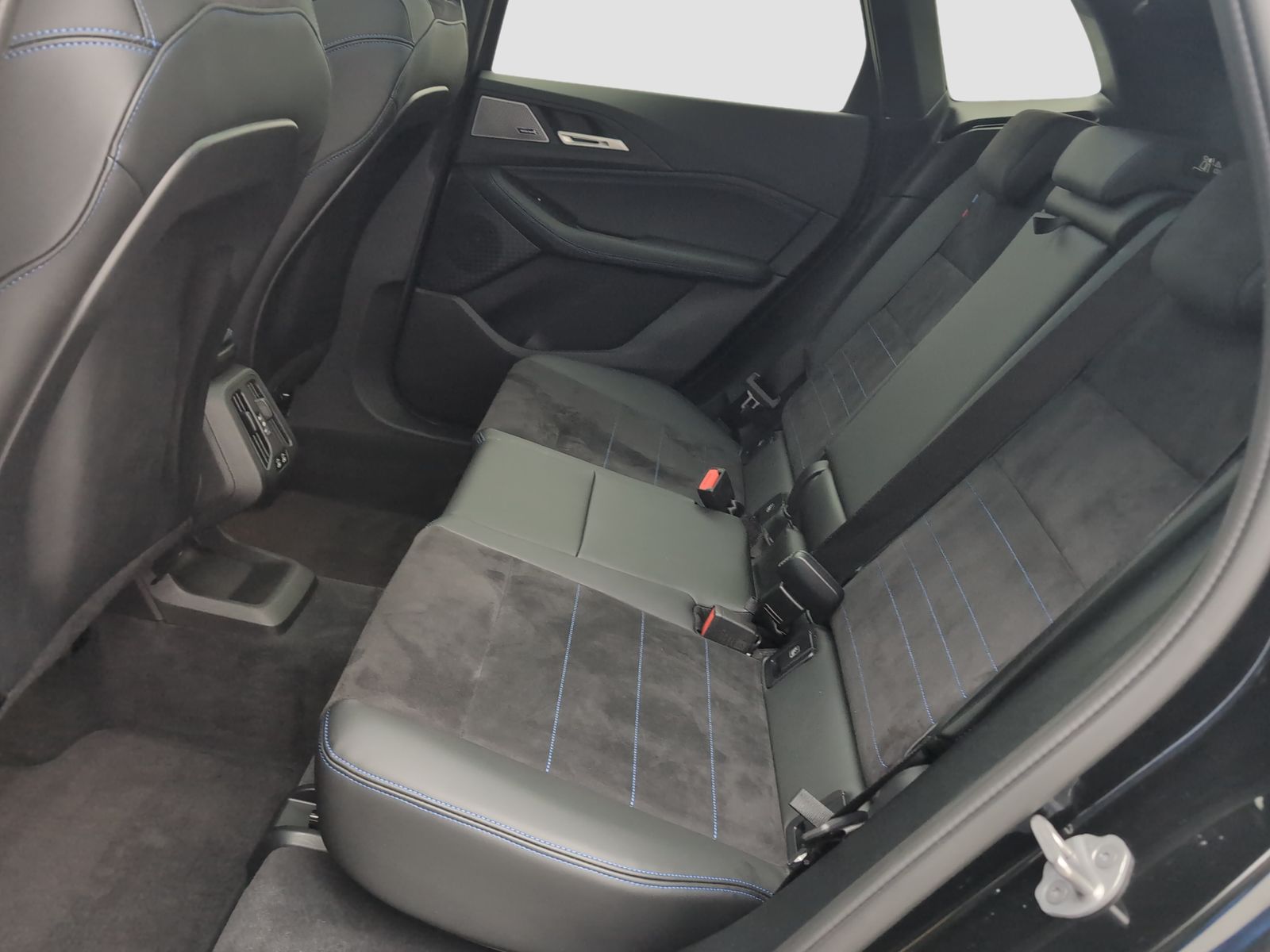 BMW 220 Active Tourer - Bild 9