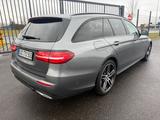 Mercedes-Benz E 400d 4MATIC T AMG+ Nightpaket Standhz Schiebed - Mercedes-Benz E 400 mit Diesel-Antrieb: Automatik