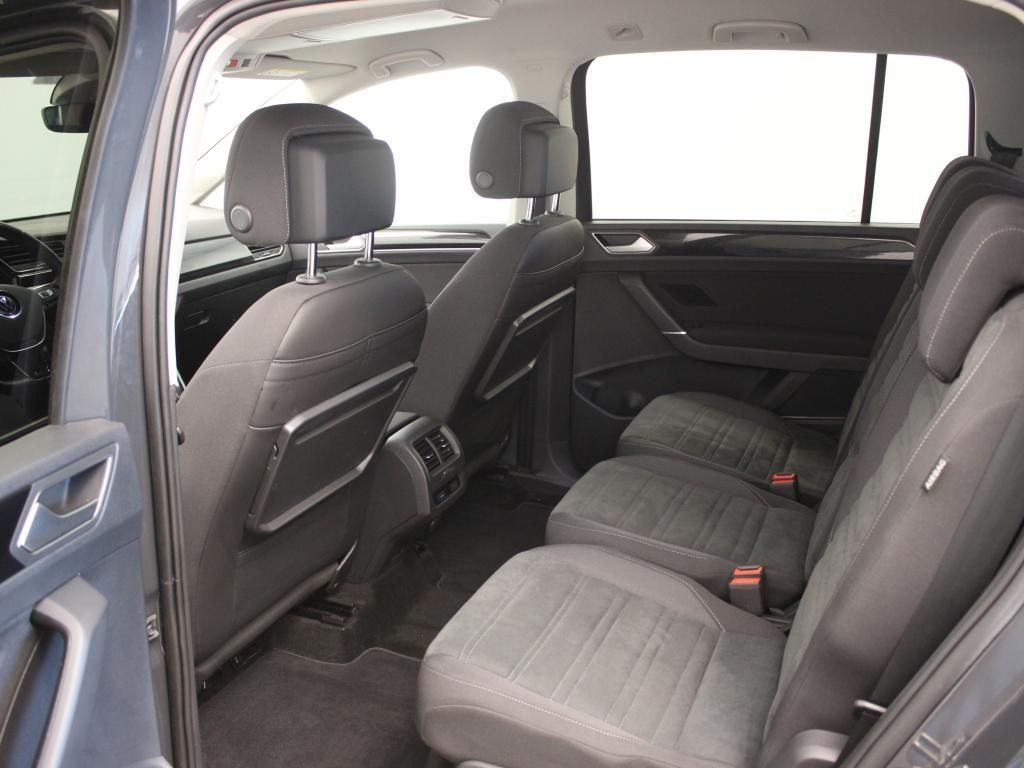 Volkswagen Touran Highline 1.5 TSI 110kW 7-Gang DSG 4 Türen, миниатюра 10
