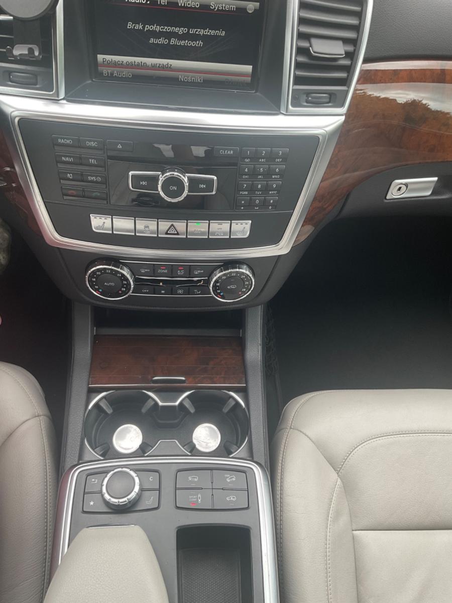 Mercedes-Benz ML 350 BlueTec 4Matic TÜV 11.2027