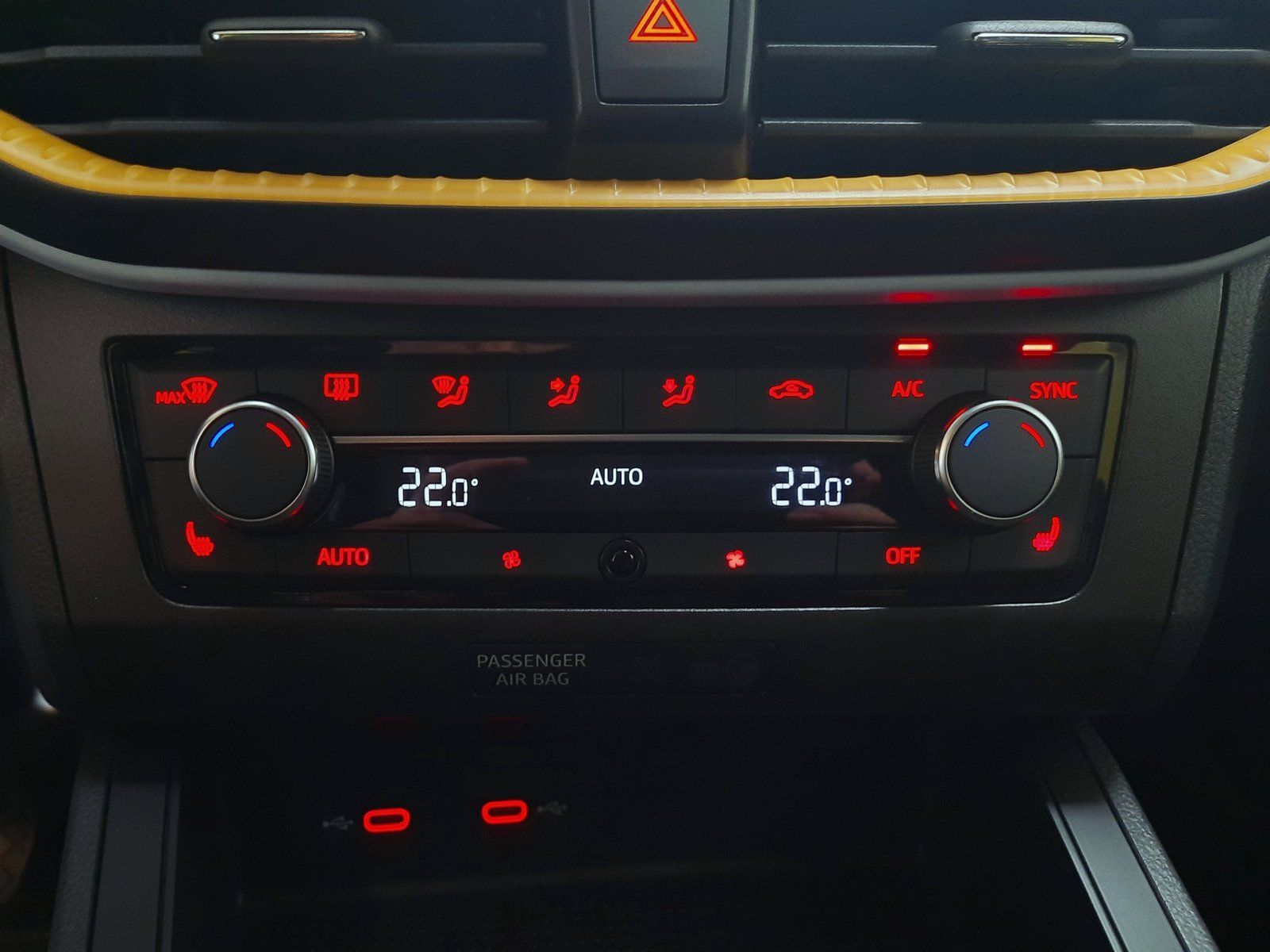 Fahrzeugabbildung SEAT Ibiza Style TSI *Navi*Cam*LED*Sitzhzg*Einparkh*