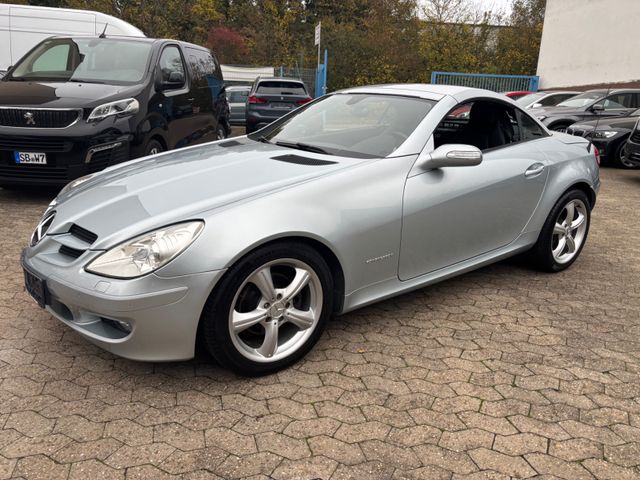 Mercedes-Benz SLK 200 Roadster Leder/Airscarf/Sitzhzg/PDC