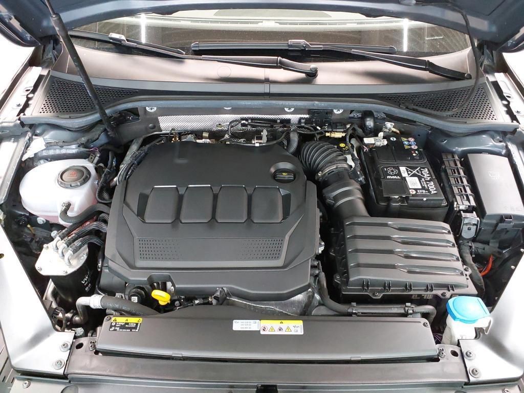 Volkswagen Passat Variant Business 2.0 TDI DSG RFK*PDC*NAV
