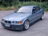 BMW E36 316 318is limo - BMW 316 in Solingen