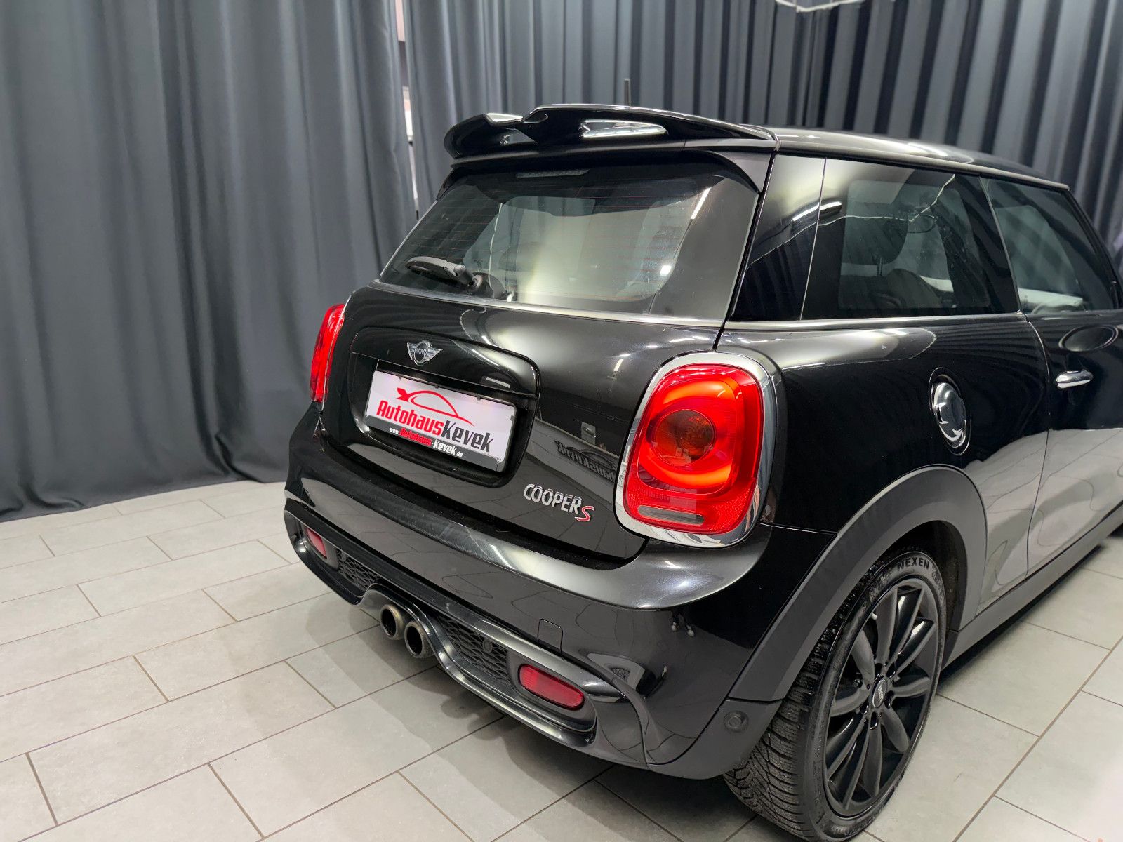 Fahrzeugabbildung MINI MINI Cooper S |1.HAND|AUTOMATIK|PANO
