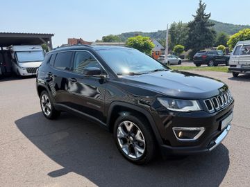 Jeep Compass Limited 4WD+Xenon+AHK+Navi+SHZ+LKRHZG+Ap