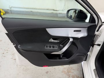 Mercedes A 180 - 12