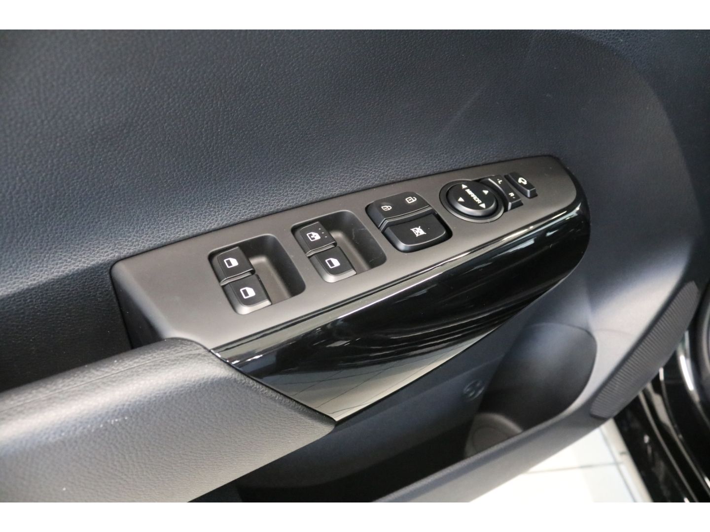 Fahrzeugabbildung Kia Picanto Spirit 1.2 EU6e LED Navi Kamera Alu