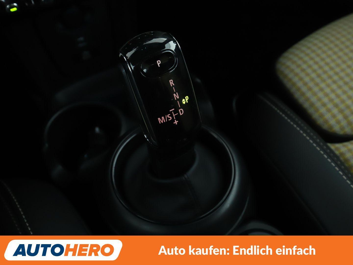 MINI Cabrio Cooper S Classic Trim Aut.*NAVI*CAM*PDC*