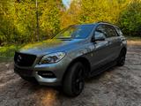 Mercedes-Benz ML 350 4MATIC  - Mercedes-Benz ML 350: Von Privat