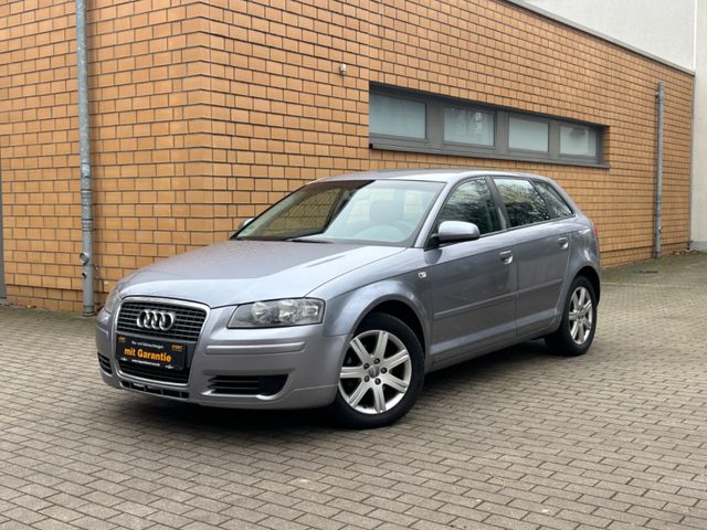 Audi A3 Sportback 1.6 Attraction/AUTOMATIK/KLIMAAUTO/