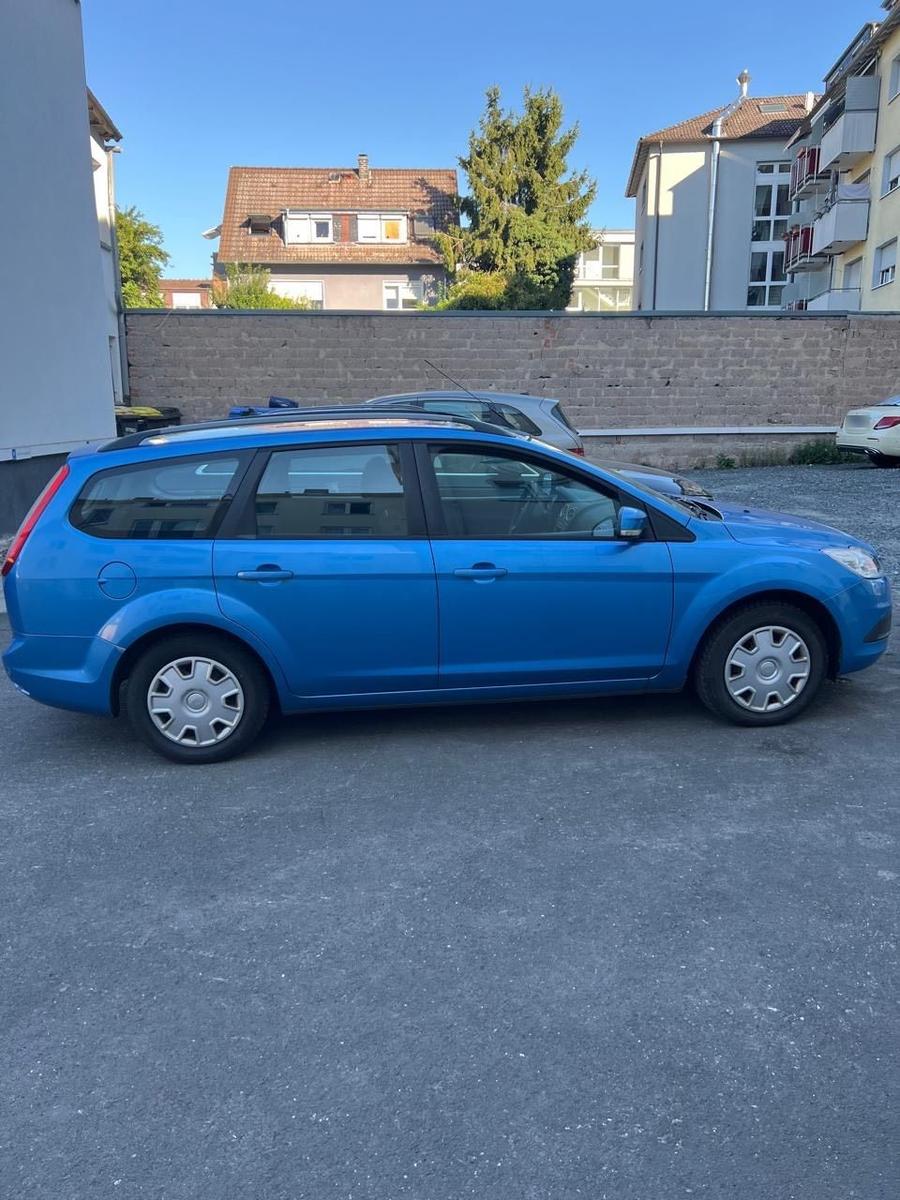 Ford Focus 2010 — engine