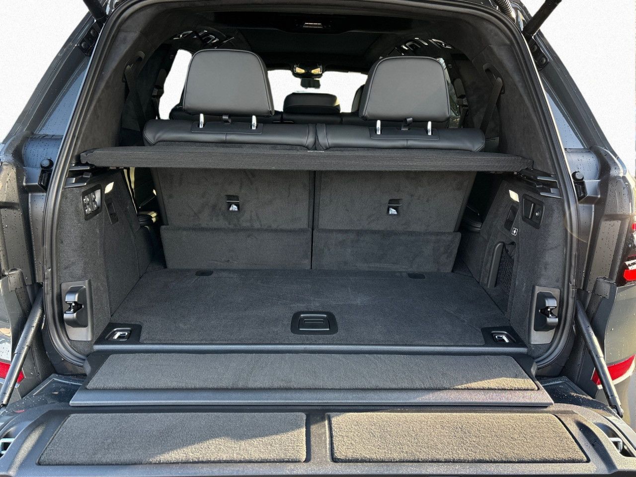 BMW X7 M60 - Bild 15
