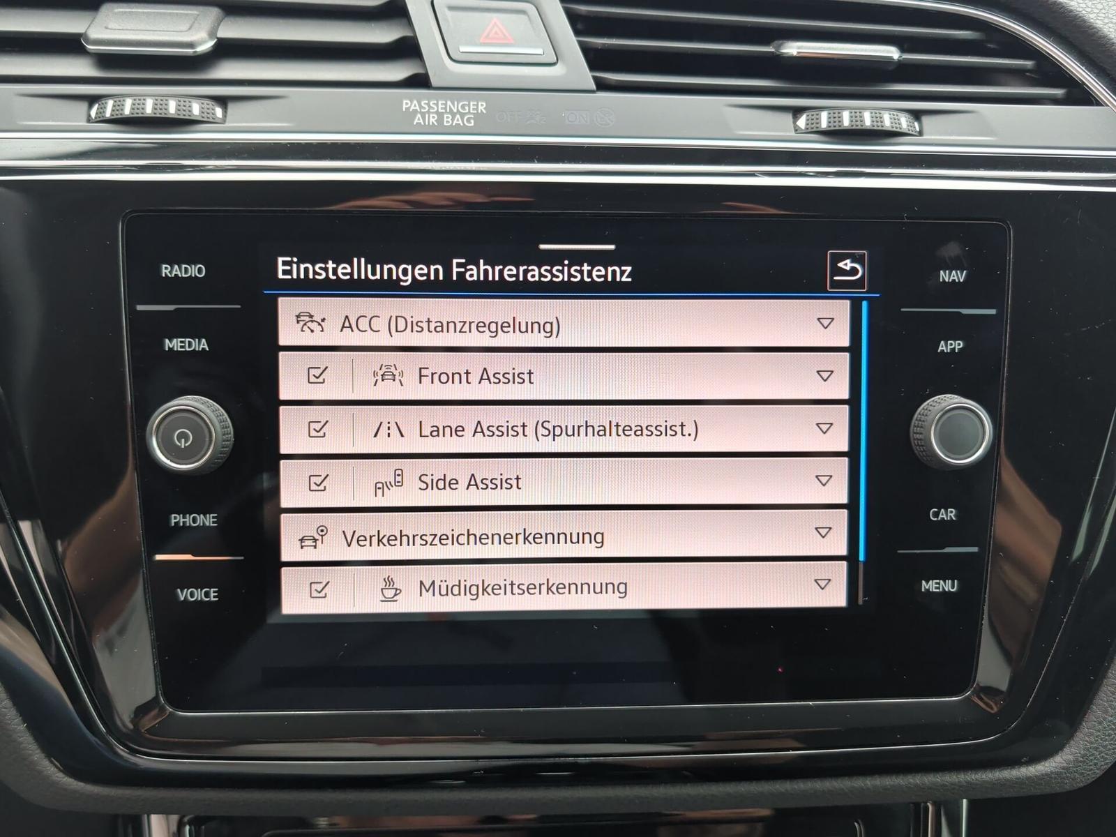 Volkswagen Touran 1.5 TSI High DSG 7Sitze+Standhzg+ACC+Kame, миниатюра 21