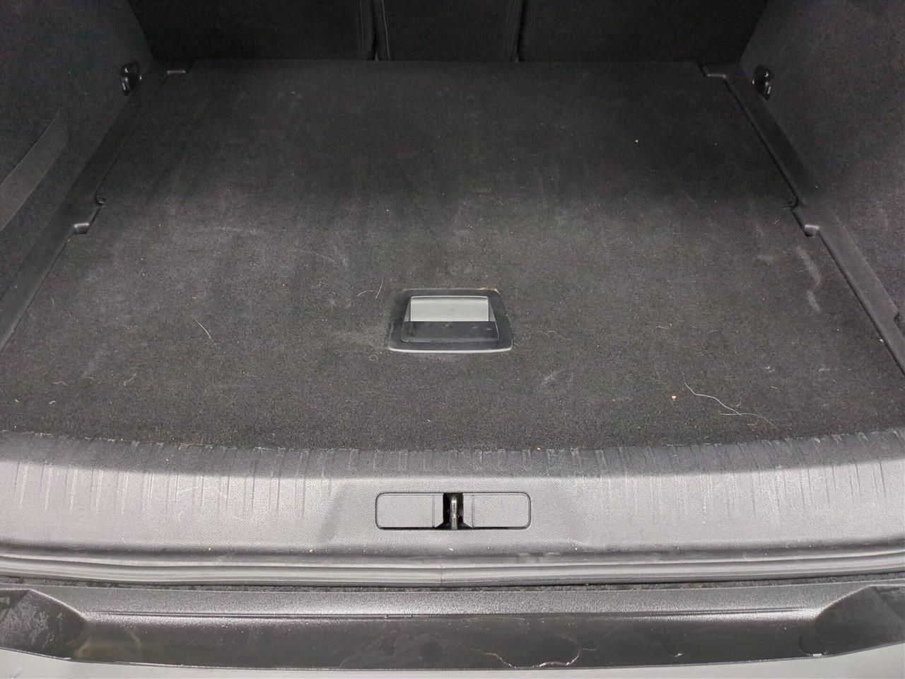 Fahrzeugabbildung Peugeot 3008 GT MildHybrid 107KW e-DSG6