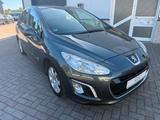 Peugeot 308 Style 120 Automatik Navi SHZ PDC - Peugeot 308