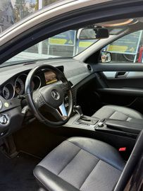 Mercedes C 220 - 6
