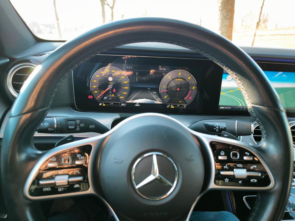 Mercedes-Benz E 400