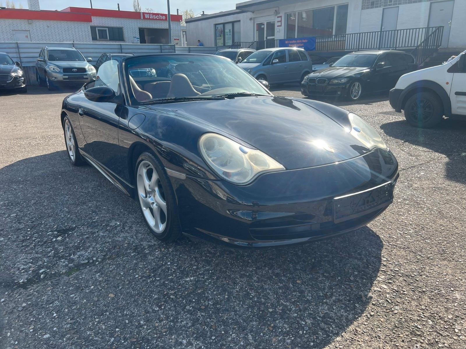 Porsche 911 Carrera 4 X 4 Kabrio