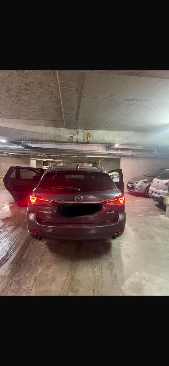 Mazda 2 2015 — rear view