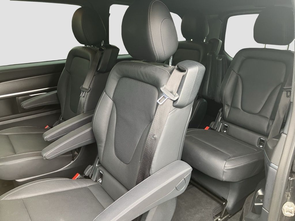 Fahrzeugabbildung Mercedes-Benz V 300 d 4MATIC AVANTGARDE EDITION Lang *AMG*AHK