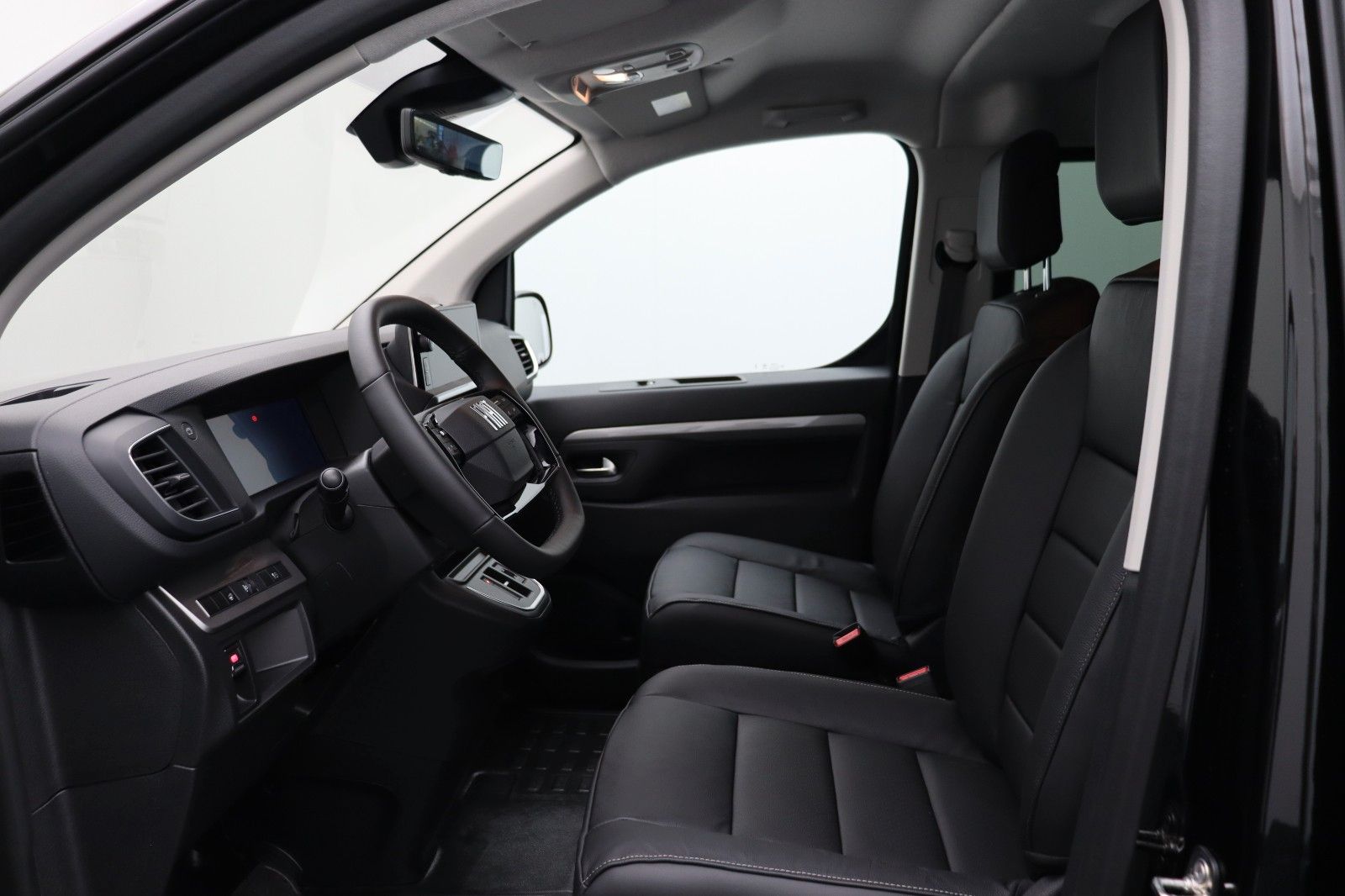 Fahrzeugabbildung Fiat Scudo L3 Multicab XL Diesel 180 AT