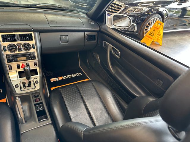 MYAUTOCENTER – Gebraucht- und Jahreswagen mit Werkstattservice in Pfaffenhofen Mercedes-Benz SLK 230 Kompressor ""1.HAND*KLIMA*LEDER*SZHZ*