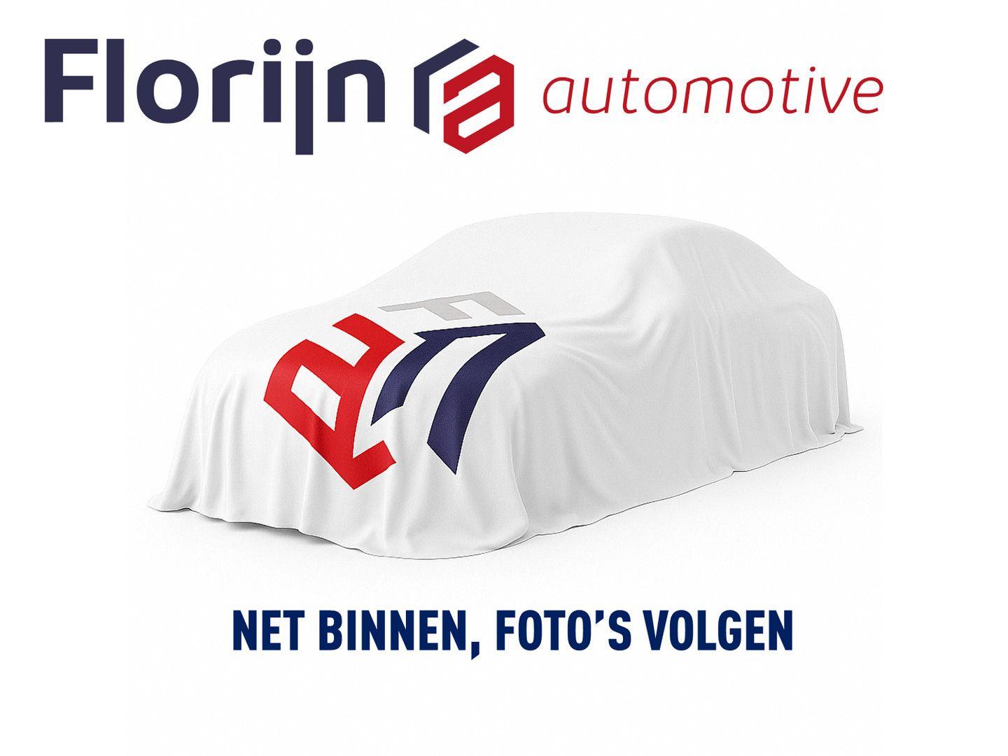 BMW 116 1-serie 116i Executive 136 PS Sport | Navi |