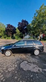 Ford Focus 1,6 Black Magic Turnier Black Magic - Ford Focus: Black Magic