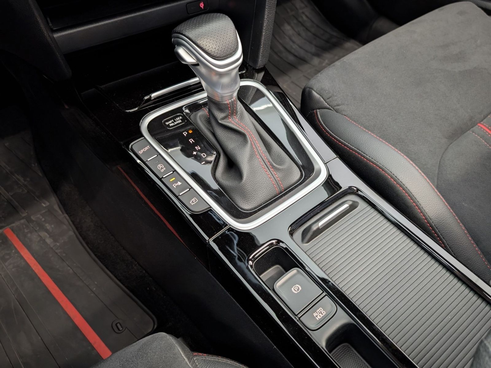KIA pro_cee'd ProCeed 1.6 T-GDI GT DCT Glasdach Komfort – Bild 22