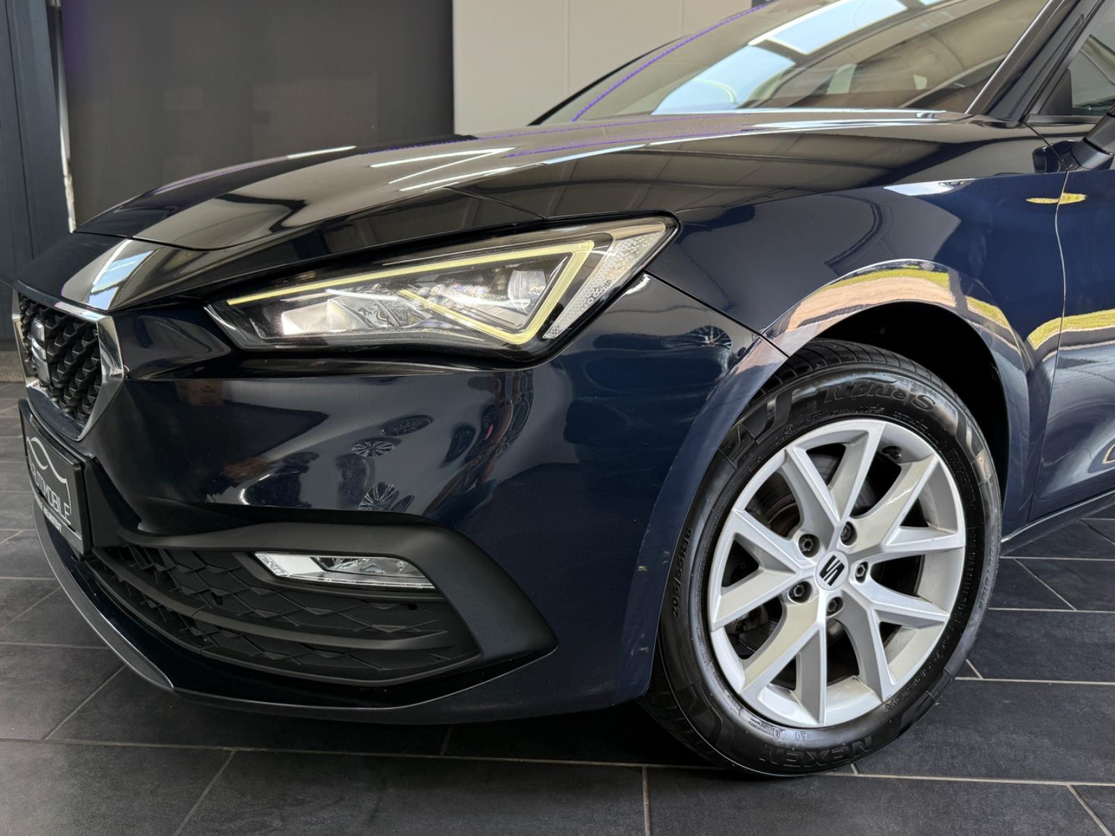 Seat Leon Sportstourer Style 2.0 TDI DSG*NAVI*LED*TEM