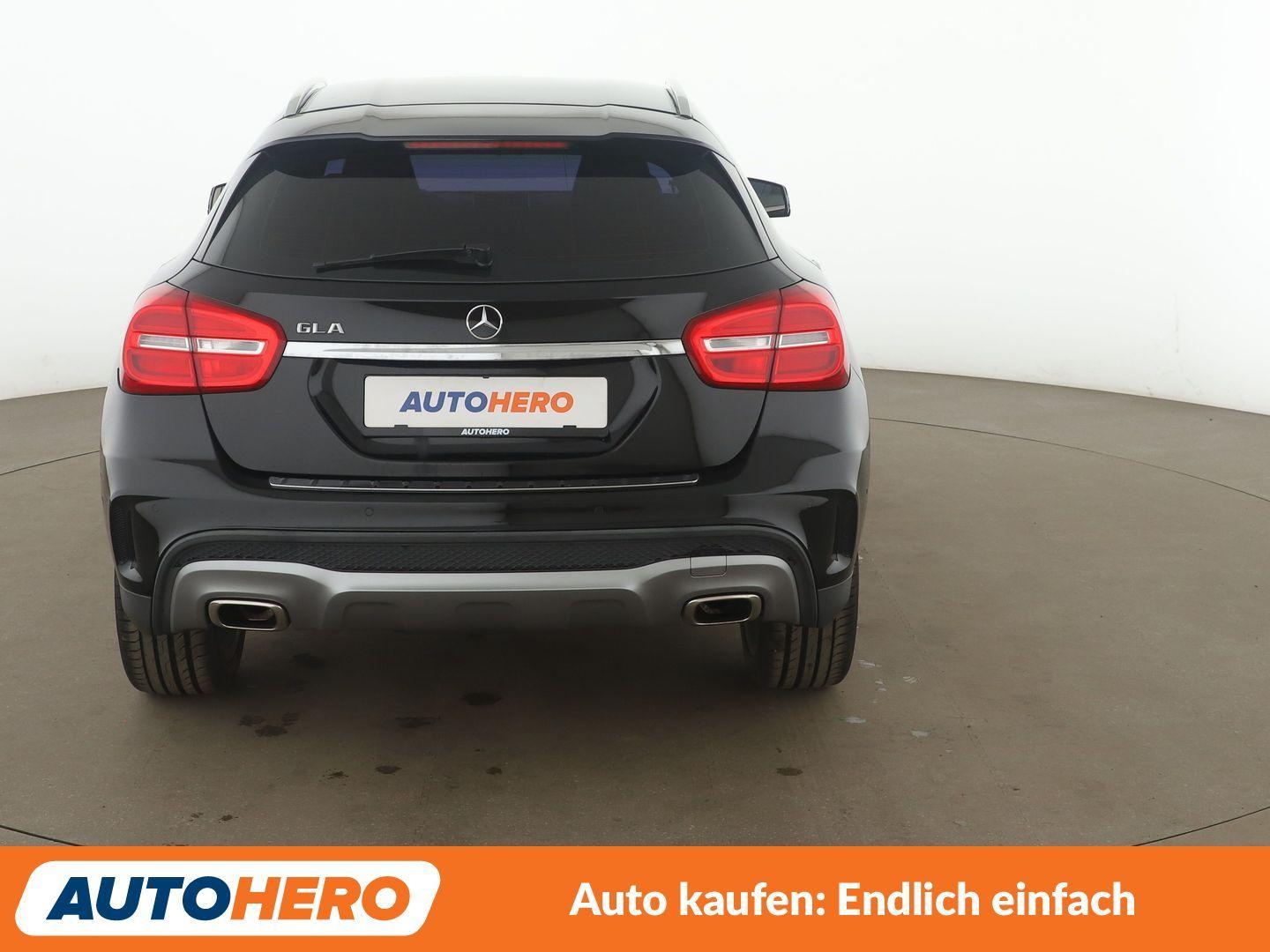 Mercedes-Benz GLA 200 AMG Line*XENON*NAVI*PDC*SHZ*KLIMA*
