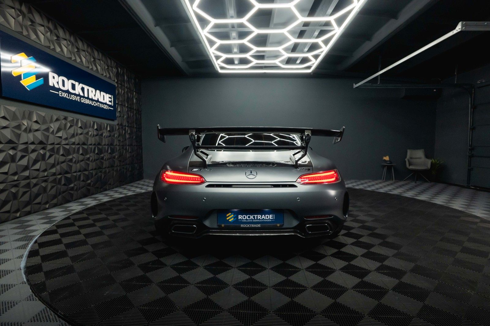 Fahrzeugabbildung Mercedes-Benz AMG GT C Performance Carbon *Burmester*Pano*LED*