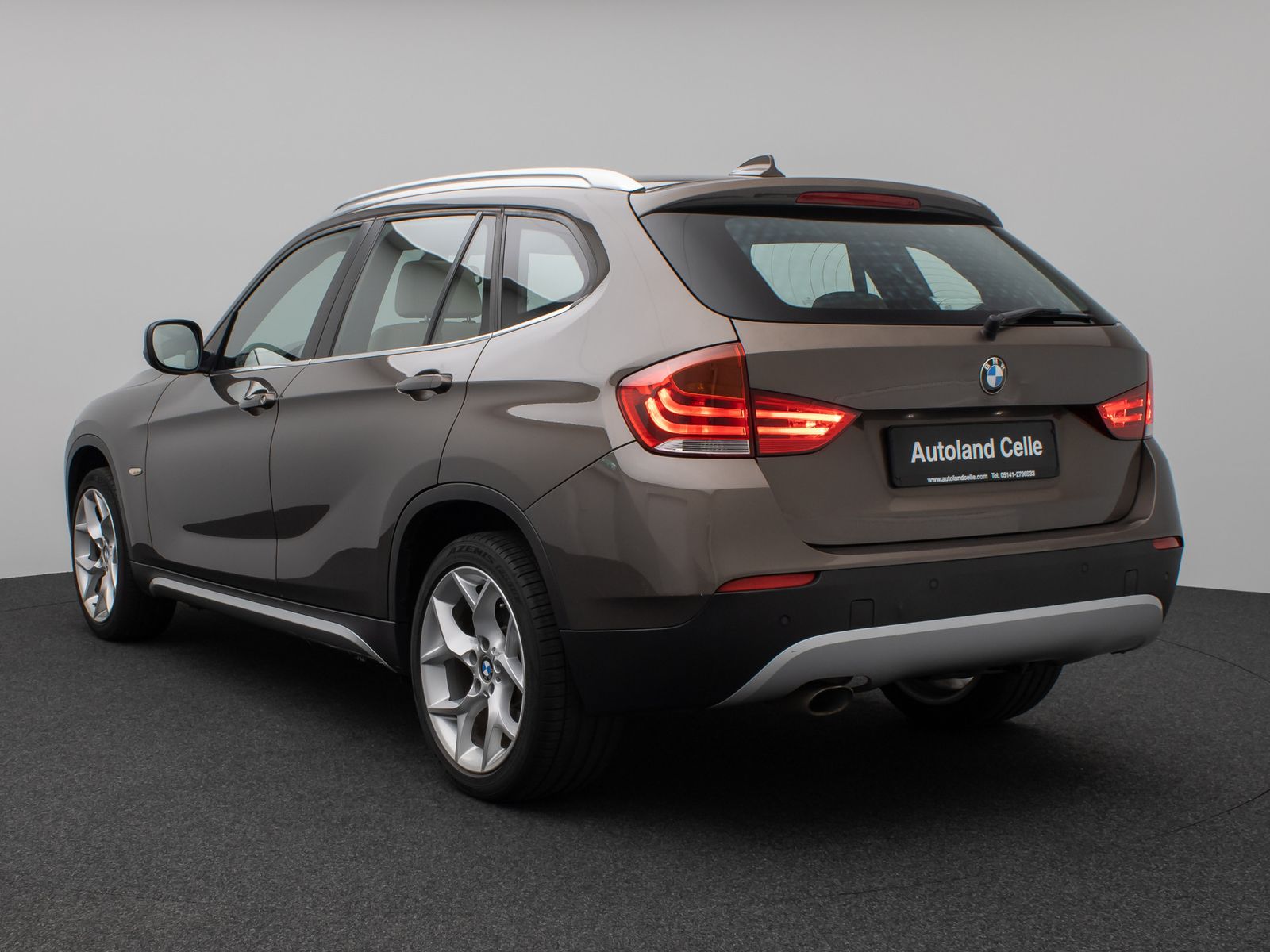 Fahrzeugabbildung BMW X1 xD23d xLine Panorama HiFi PDC Xenon Komfort